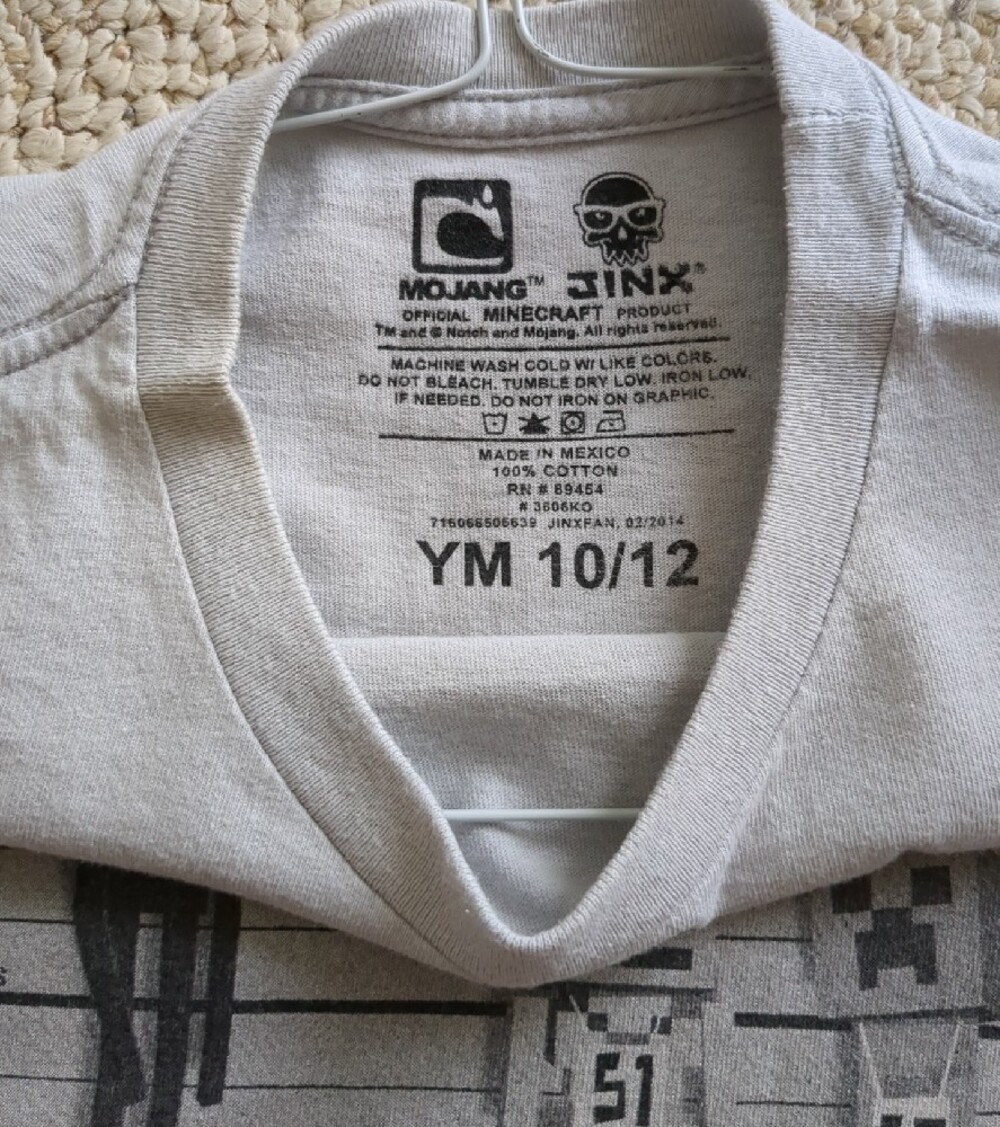 Minecraft Graphic Tee - Picture 2 of 2